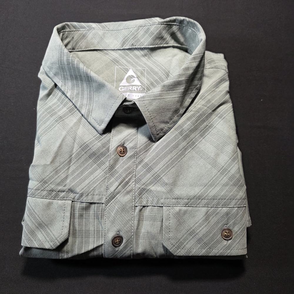 Gerry Men's Green Plaid Light Weight Short Sleeve Shirt, Size Large